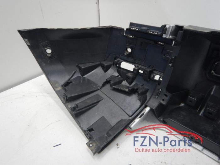 Land Rover Defender L663 Achterbumper 6PDC L
