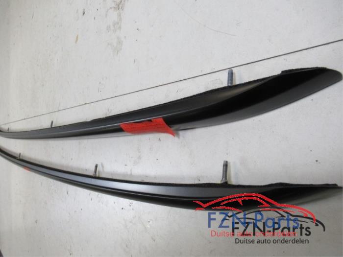 VW Passat B8 3G Variant Dakdragers Set Mat-Zwart Links + Rechts