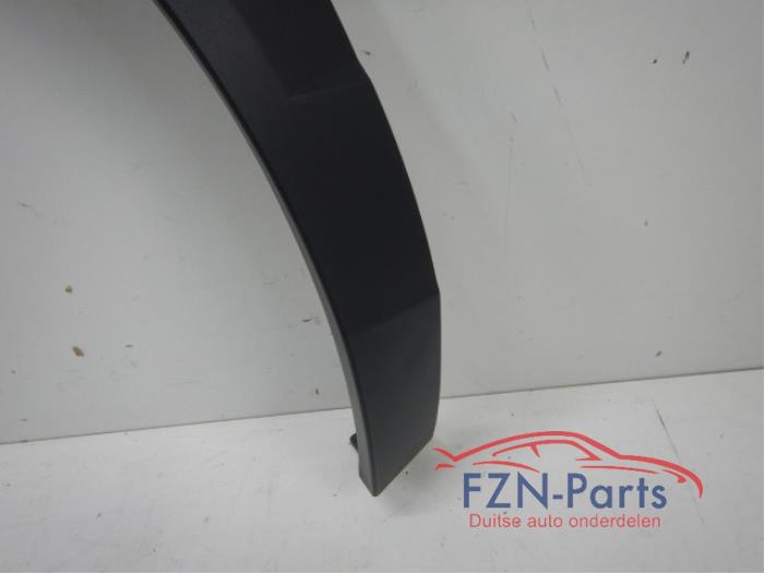 Wielrand achter Volkswagen T-Roc (22742703)
