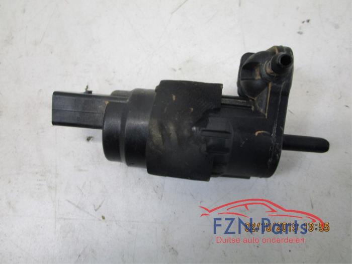 Audi A4 8K Ruitensproeierpomp KLS Links