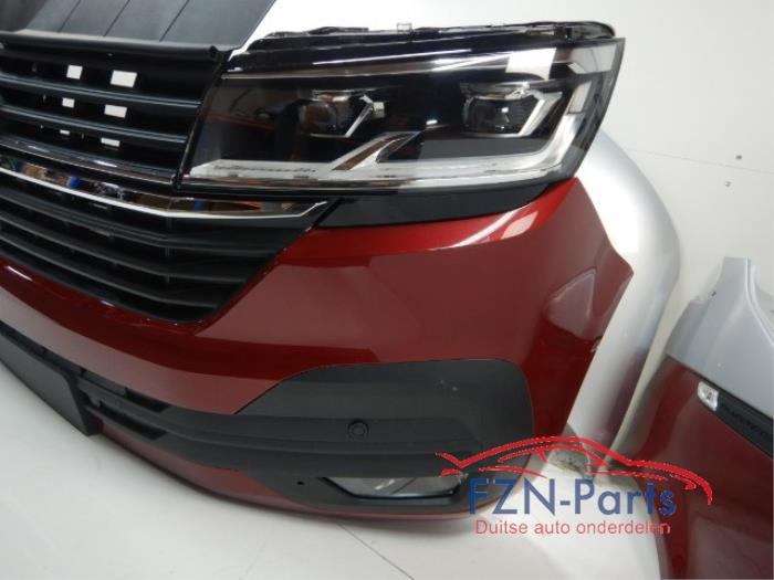 VW Transporter T6.1 Voorkop 2.0 TDI 4PDC LED 35/36 Two Tone Kleur: Fortanarot LB3Z/