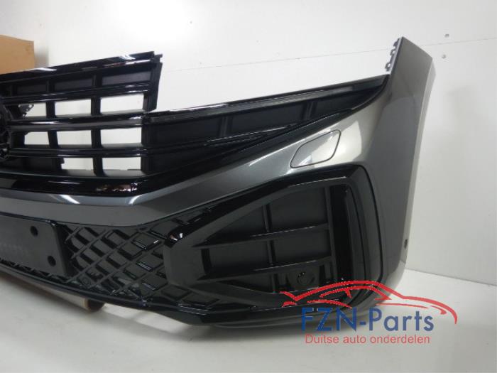 VW Touareg 760 Facelift R-Line Voorbumper 6PDC KLS Camera LM7Q