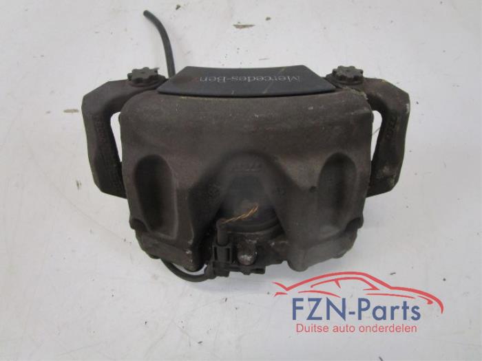 Remklauw (Tang) rechts-voor Mercedes CLS-Klasse (22732394)