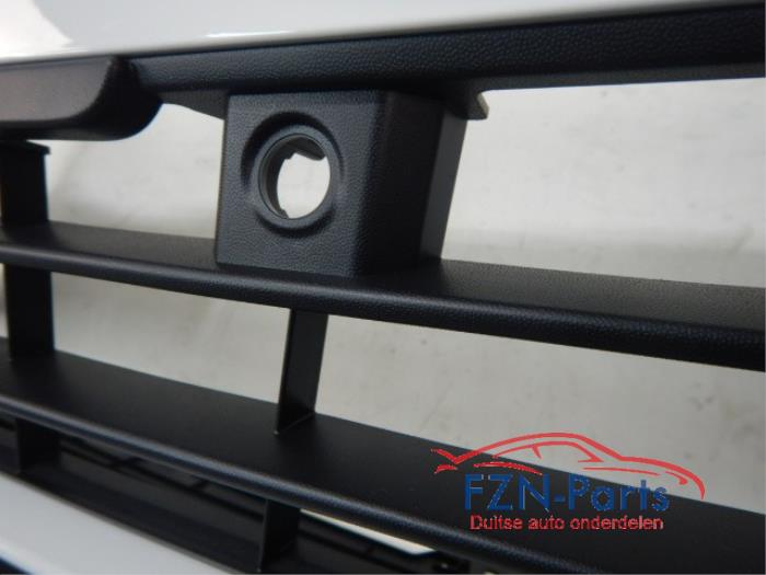 VW Golf 8 Voorbumper 4PDC LC9A Pure White
