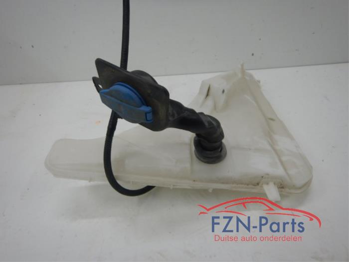 Ruitensproeiertank voor Audi Q7 (22740084)