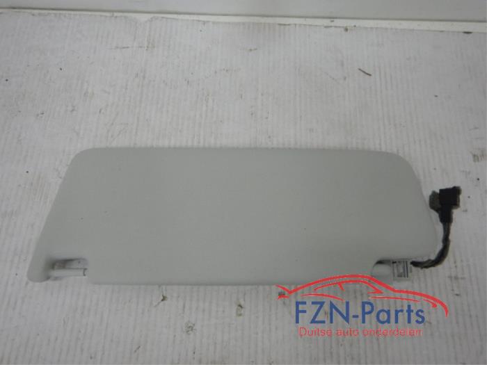 VW Golf 7 Zonneklep Wit Rechts