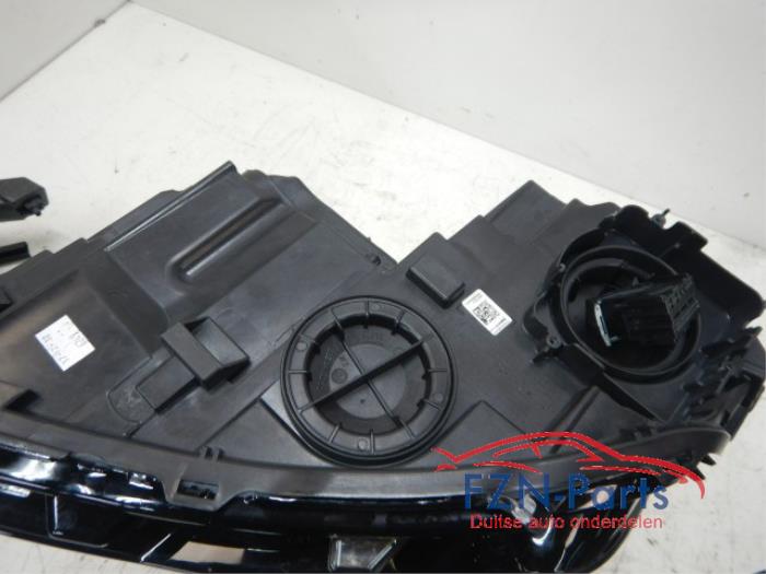 VW Golf 8 GTE IQ LED Koplamp Rechts R