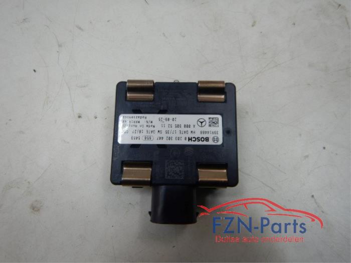 Radar sensor Mercedes CLA (22745501)