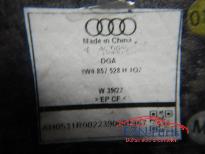 Audi RS4 8W Mat Carbon Spiegelkappen L+R Side-Assist