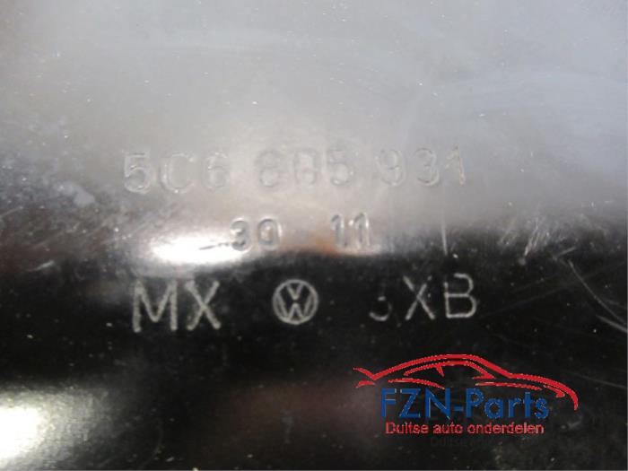 Koplampframe links Volkswagen Jetta (22742999)