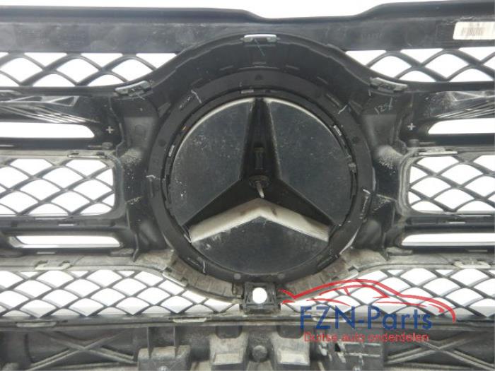 Voorbumper Mercedes GLE (22722355)