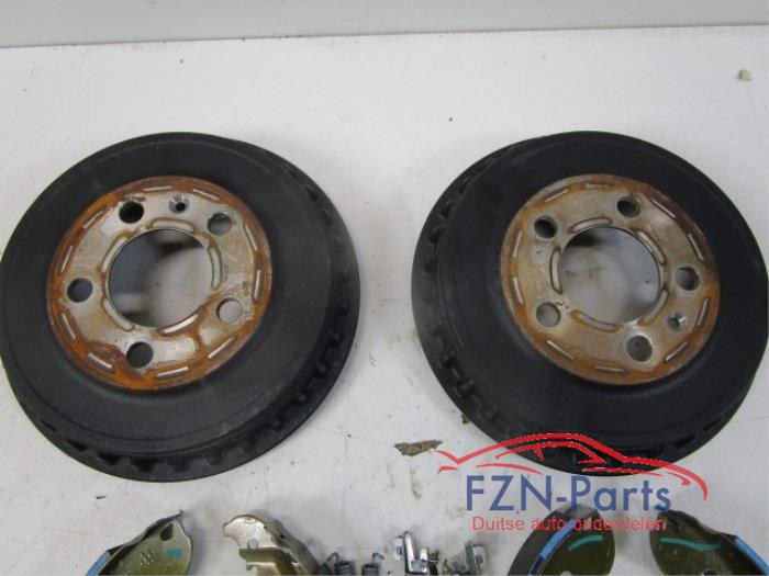 Remschijf achter Volkswagen Polo (22741882)
