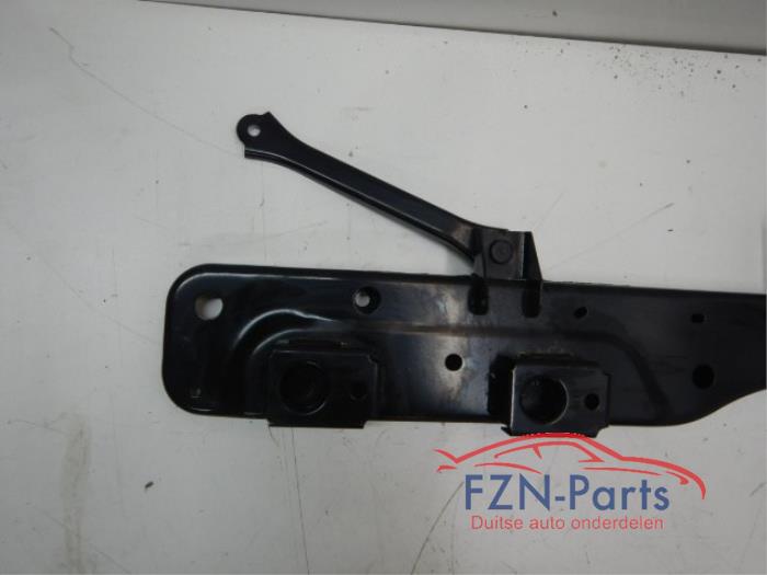 Nissan Qashqai J11 Radiateurdrager Onderzijde