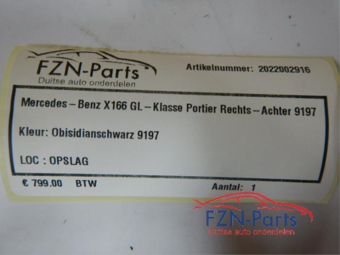 Portier 4Deurs rechts-achter Mercedes GL-KLASSE (22723850)