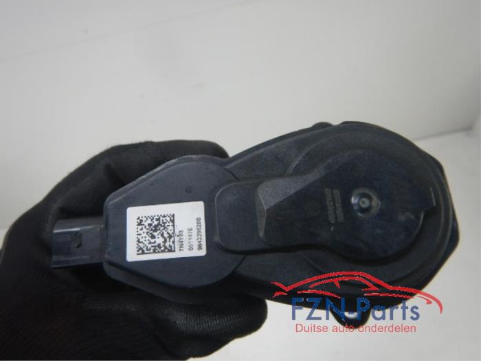 Handrem motor Mercedes A-Klasse (22741060)