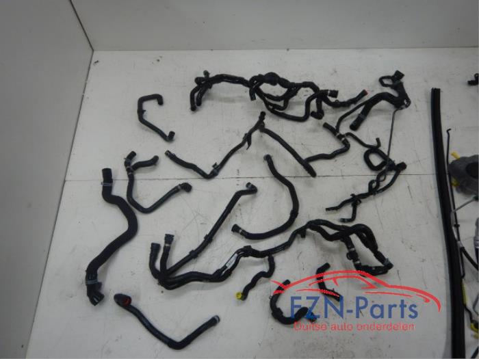 VW Golf 8 1.4 E-Hybrid TSI 4PDC LC5B 005/006