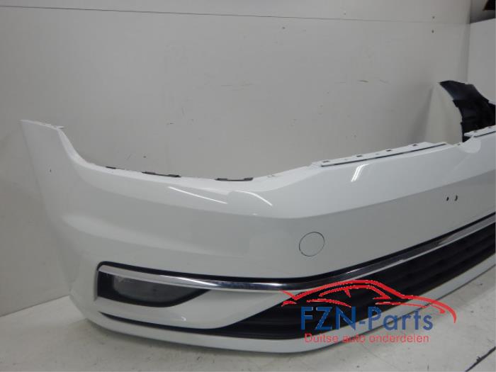 Voorbumper Volkswagen Golf (22722315)
