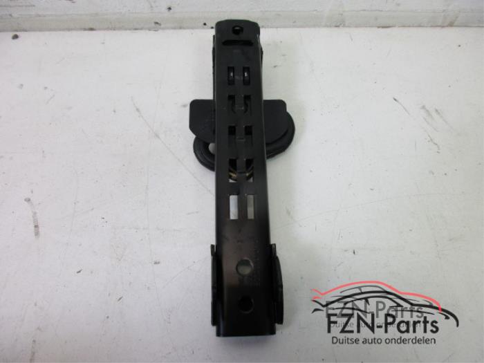 Audi A3 8P Gordel Hoogteverstelling / Geleider