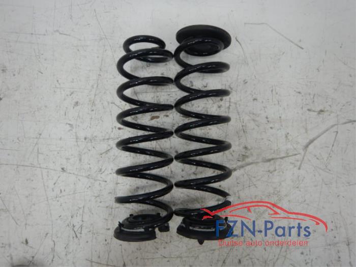 VW Tiguan 5NA Veren Set Achterzijde L+R
