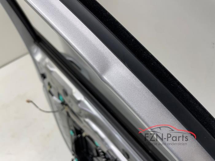 VW Golf 8 Portier Links-Voor