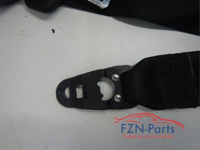 Mercedes-Benz C-Klasse W205 Gordel Rechts-voor A2058600285 C 200 EQ Boost 4-matic (205.078) 131302 01-04-2018 01-05-2021
C 300 e 4-matic (205.054) 137149 01-07-2019 27-11-2022
C 200 4-matic (205.043) 112354 01-04-2015 01-08-2018
C 300 4-matic (205.084) 135948 01-05-2018 01-05-2021
C 220 d (205.014) 130969 01-05-2018 01-05-2021
C 300 EQ Boost 4-matic (205.084) 136351 01-05-2019 01-05-2021
C 300 d 4-matic (205.019) 131844 01-06-2018 01-05-2021
C 400 4-matic (205.066) 108003 01-10-2014 01-11-2020
C 300 e (205.053) 137148 01-07-2019 27-11-2022
C 200 (205.042) 100551 01-12-2013 01-08-2018
C 180 BlueTEC / d (205.036) 106289 01-05-2014 01-05-2018