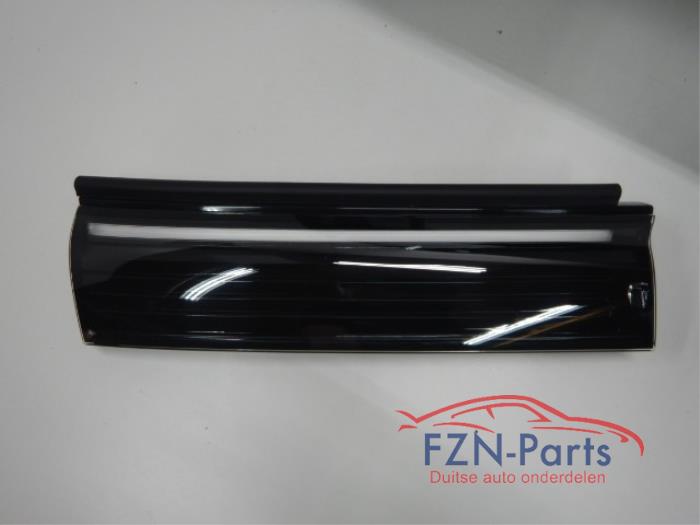 VW Tiguan 571 Verlichting Grille Set L+R