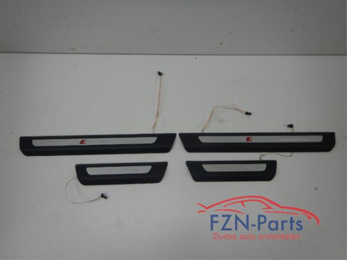 Sierstrip Audi Q8 (22741050)