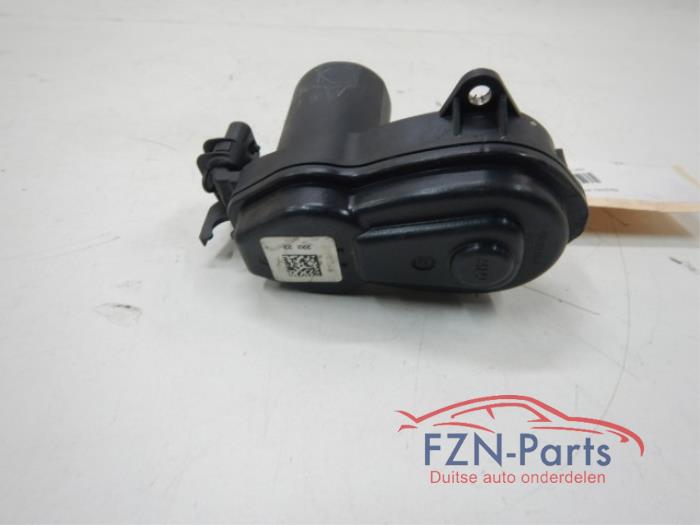 Handrem motor Mercedes C-Klasse (22742057)