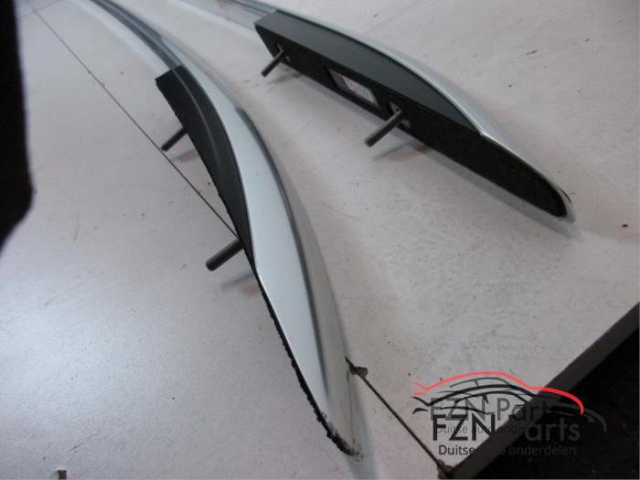 VW Golf 7 Variant Dakdragers Dakrails Mat Chrome