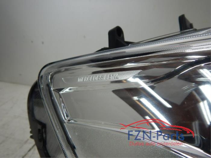 Mercedes-Benz A910 Sprinter Koplamp Rechts