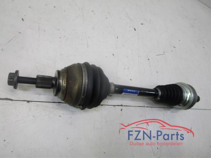 VW Passat B8 Aandrijfas Links-Voor