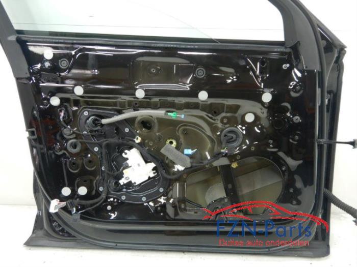 Portier 4Deurs links-voor Audi A8 (22744231)