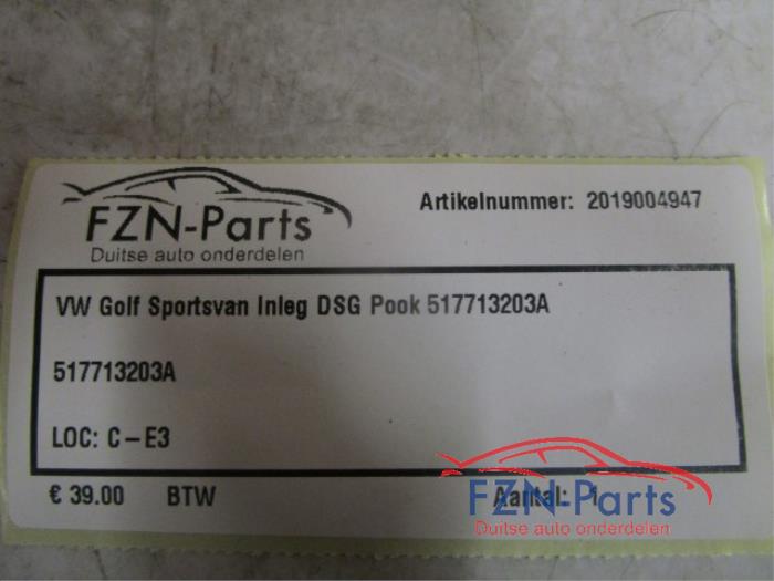 Diversen Volkswagen Golf Sportsvan (22742247)