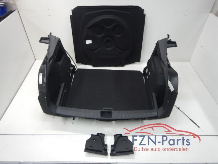 VW Tiguan 571 Achterklep Bekleding + instap + Laadvloer