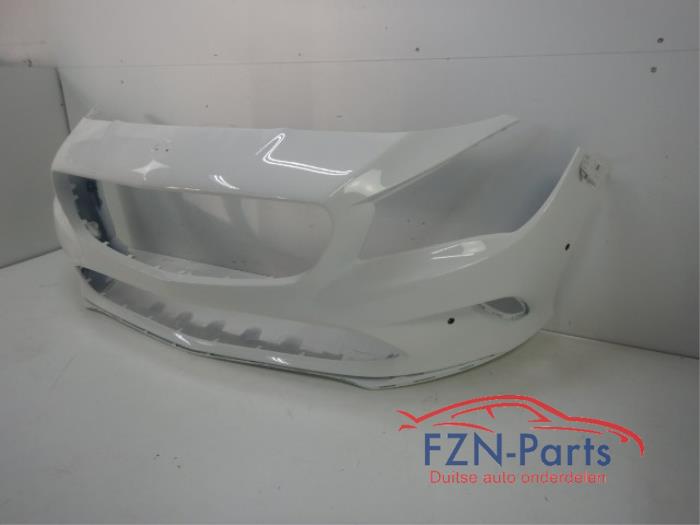 Voorbumper Mercedes CLA (22722101)