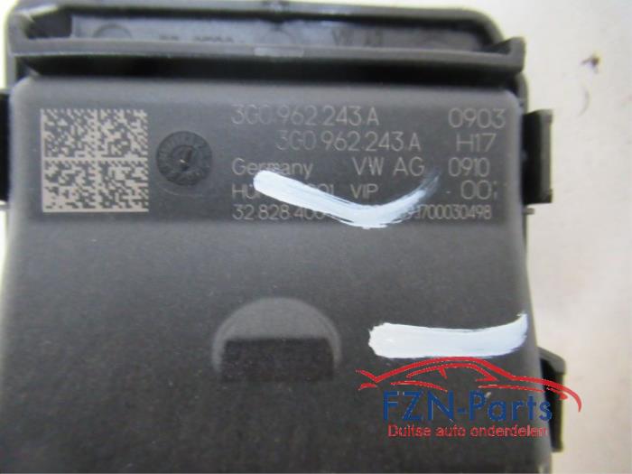 Mistlamp rechts-voor Volkswagen Tiguan (22736156)