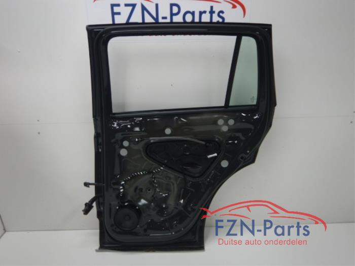VW Tiguan 5NA Portier Rechts-achter LI7F Urano grey Kleur: LI7F Urano grey portier deur rechts rechter achterzijde Grijs 1.5 TSI 134614 01-11-2018 01-08-2019
2.0 TSI 4motion 135157 01-09-2018 01-07-2020
2.0 TDI 124068 01-08-2016 01-07-2020
2.0 TSI 4motion 121841 01-06-2016 07-03-2024
1.4 TSI 119768 01-05-2016 07-03-2024
1.5 TSI