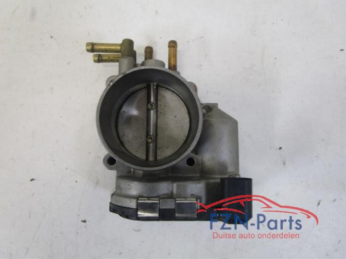 Gasklephuis Audi A8 (22745014)