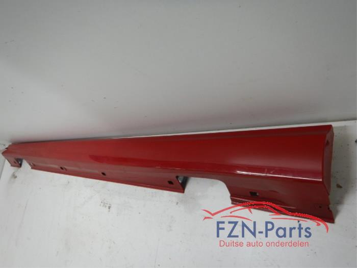 Zijskirt links Mercedes B-Klasse (22727651)