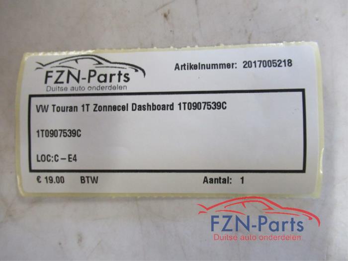 Diversen Volkswagen Touran (22744779)