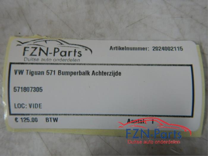VW Tiguan 571 Bumperbalk Achterzijde