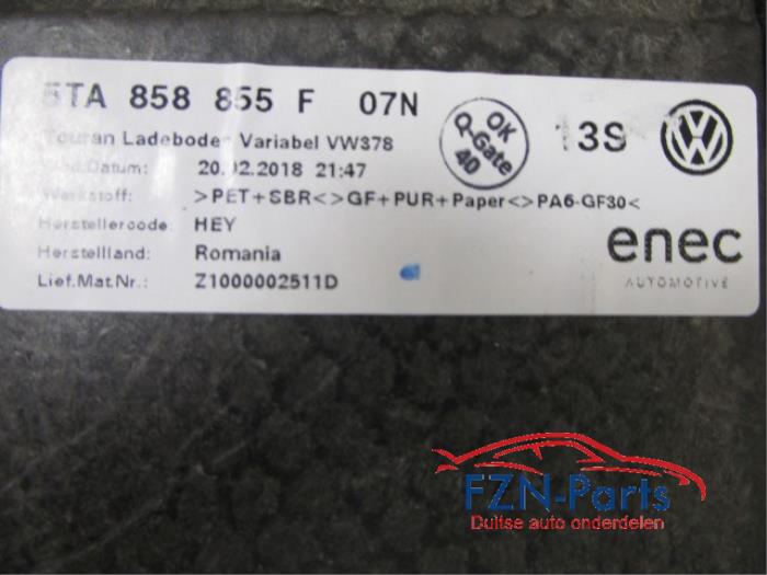 VW Touran 5TA Laadvloer Bagageruimte