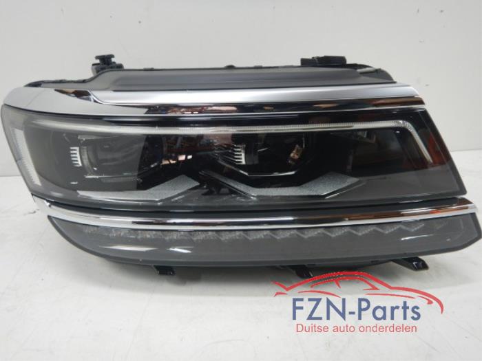 VW Tiguan 5NN Allspace VOLLED Dynamisch Koplamp Rechts