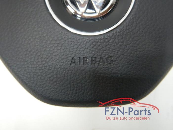 VW Golf 7 Stuurairbag met lichte schade
