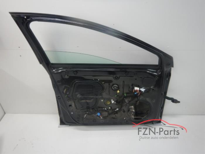 Seat Leon 5F0 Portier Links voor LY9T