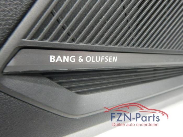Portierbekleding 4Deurs rechts-voor Audi Q2 (22739251)
