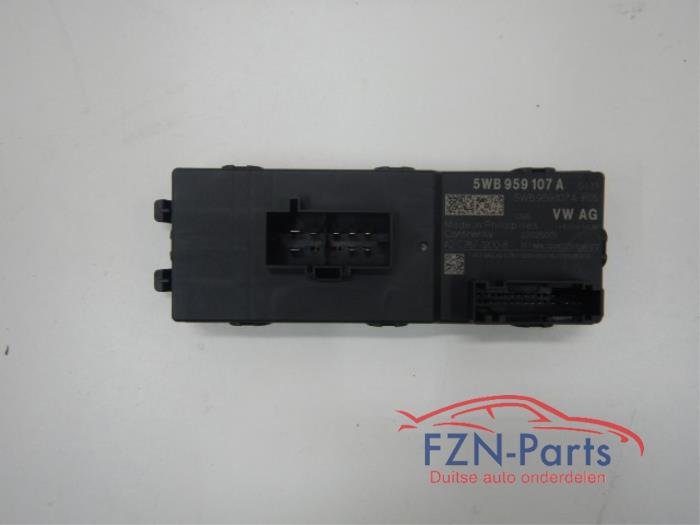 Module achterklep motor Audi Q2 (22743563)
