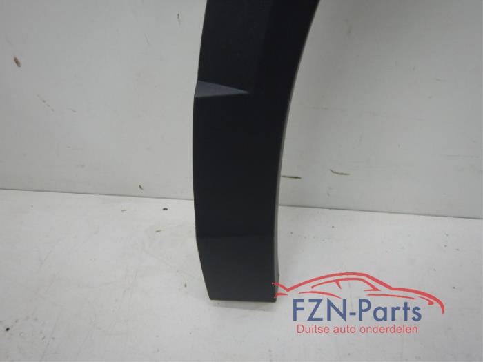 Wielrand achter Volkswagen T-Roc (22742703)