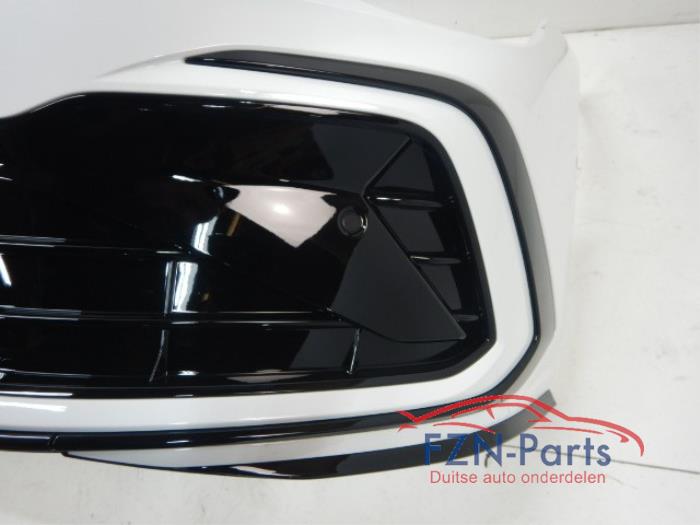 VW Golf 8 Voorbumper 4PDC LC9A Pure White