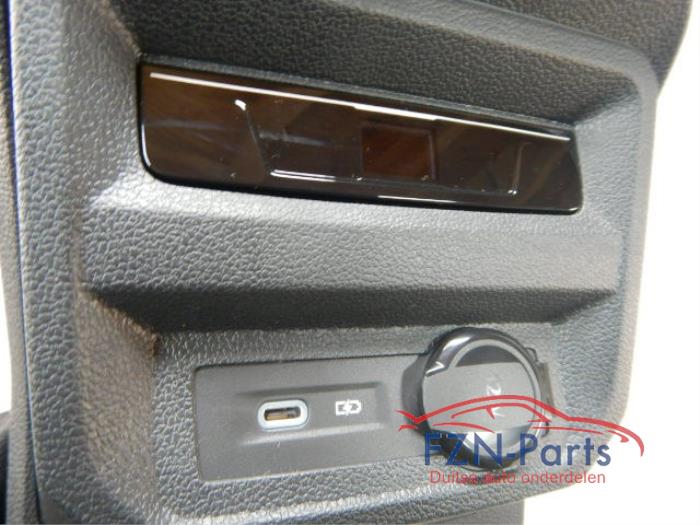 VW Tiguan 5NA Facelift Middenconsole Armsteun Achterkant